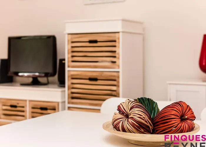 Apartamento A 100m De La Playa Con Terraza, Aparcamiento Y Vista Lateral Al Mar - Es-298-30 *